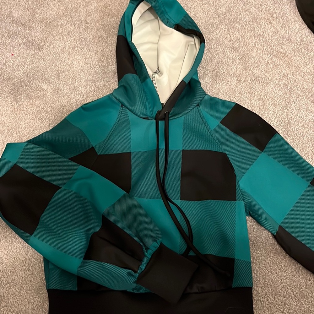 wild fable cropped checkered hoodie xs